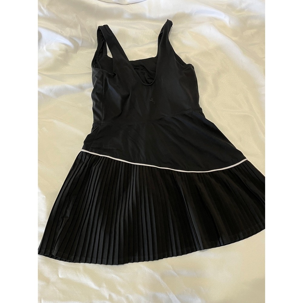 JoyLab Black Pleated Tennis Dress with Built-in Shorts and Pockets Small - Picture 2 of 9